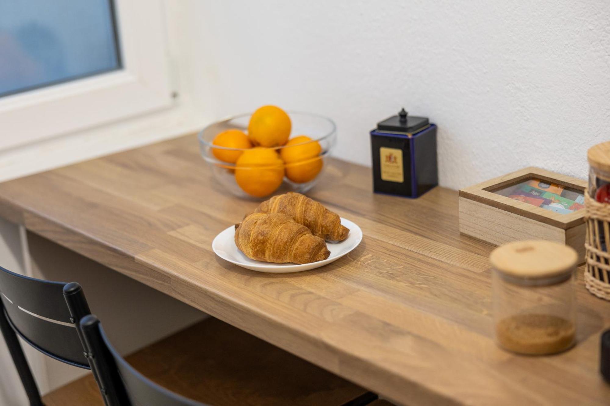Minerva Studio Craiova Apartment ภายนอก รูปภาพ